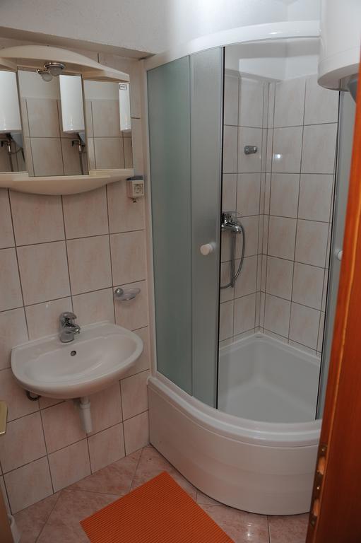 Apartments Neda بلوتشي المظهر الخارجي الصورة
