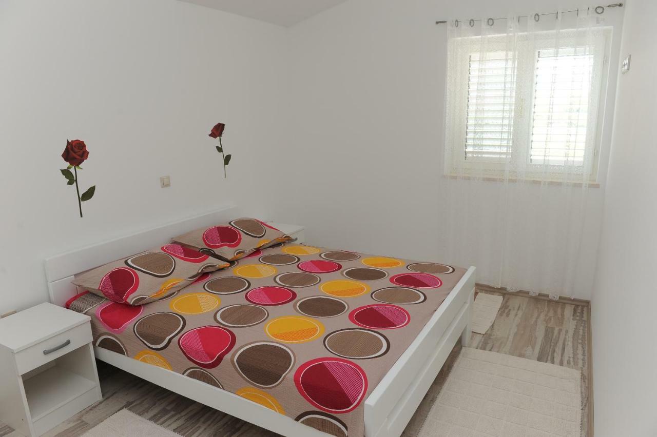 Apartments Neda بلوتشي المظهر الخارجي الصورة