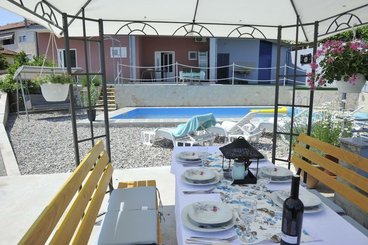 Apartments Neda بلوتشي المظهر الخارجي الصورة