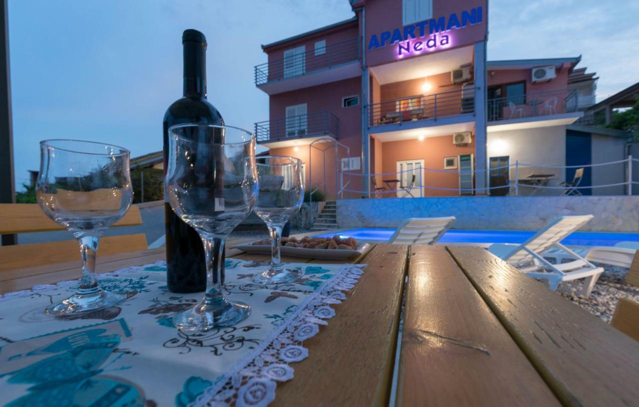 Apartments Neda بلوتشي المظهر الخارجي الصورة